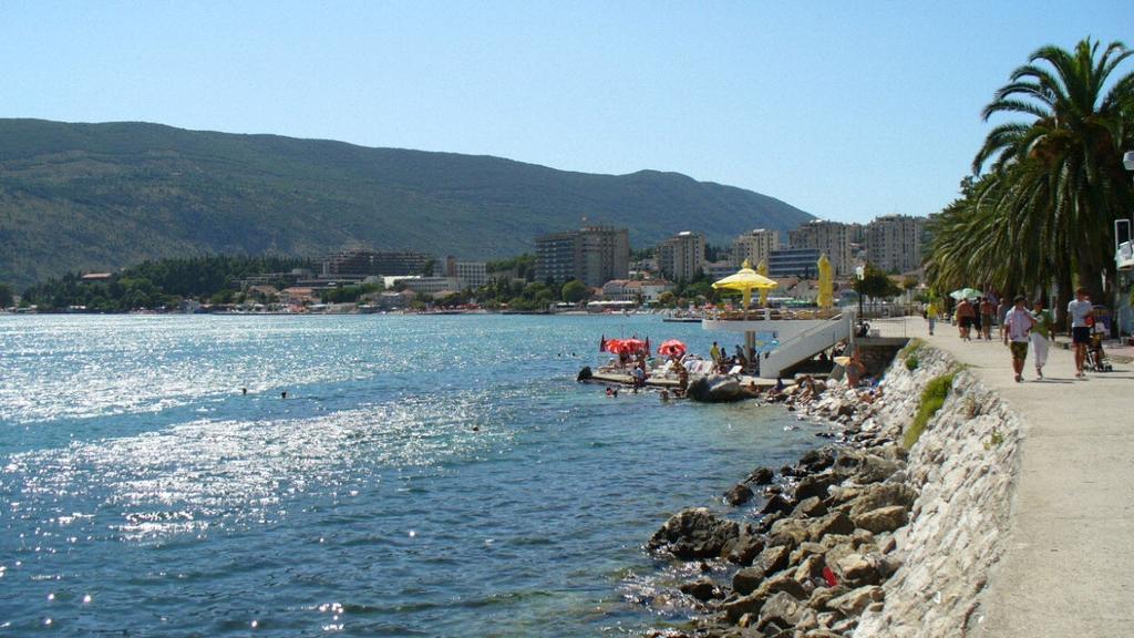 Guest House Bajceta Χέρτσεγκ Νόβι Εξωτερικό φωτογραφία