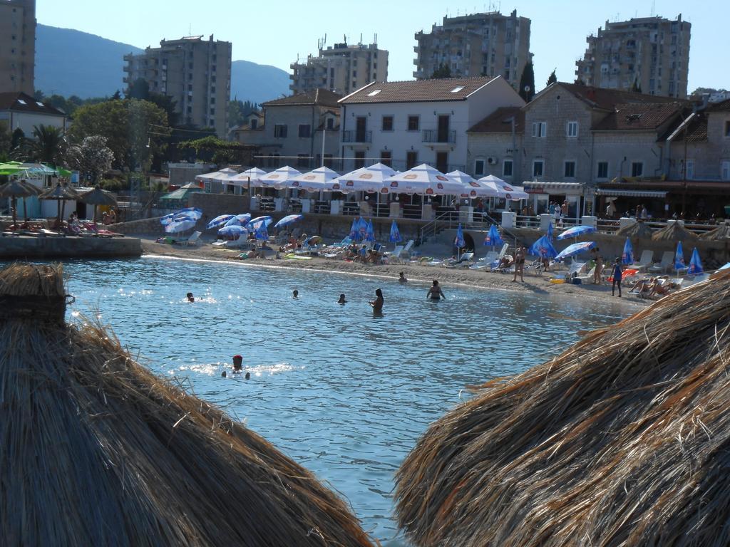 Guest House Bajceta Χέρτσεγκ Νόβι Εξωτερικό φωτογραφία